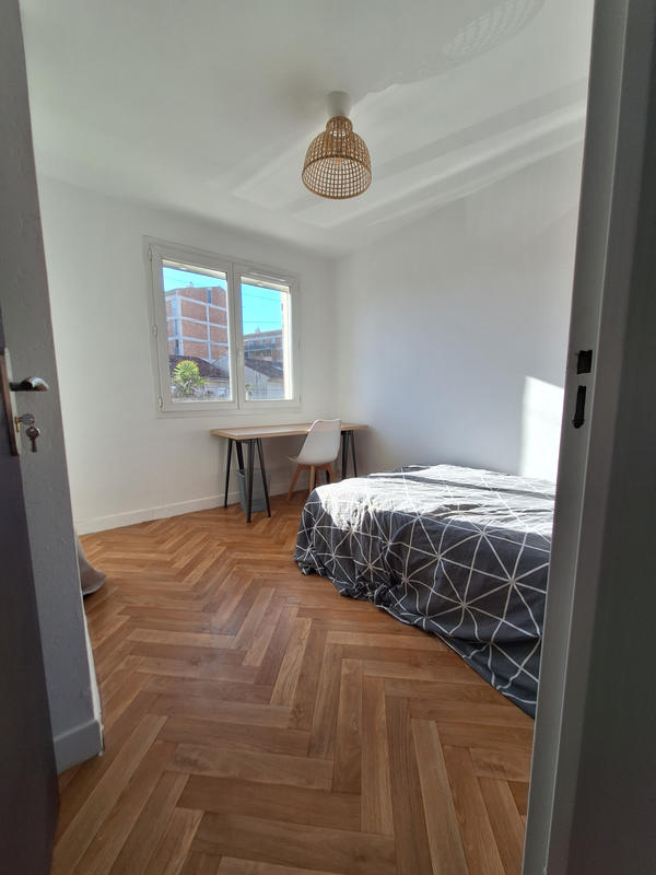 Appartement - 100 m² - 2 pièces