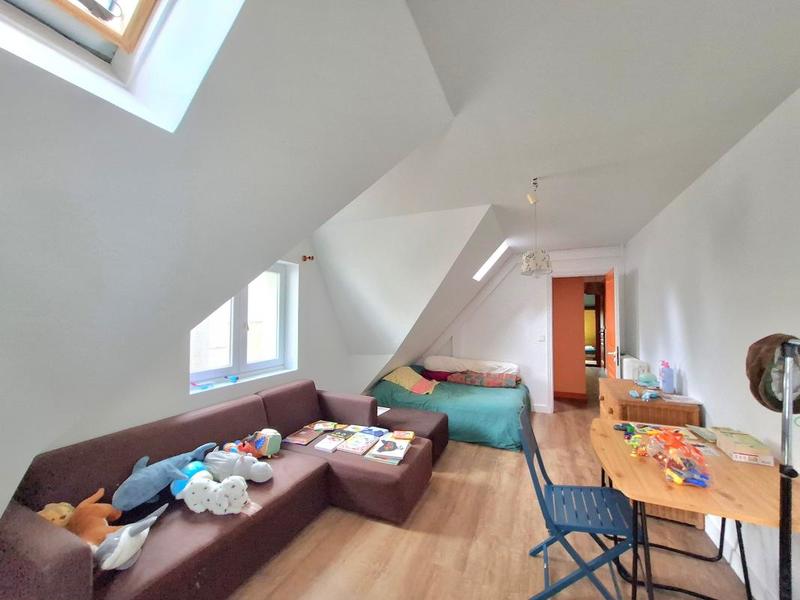 Maison - 170 m² - 5 pièces