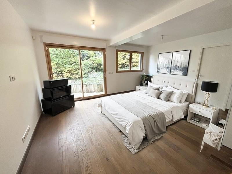 Villa - 166 m² - 5 pièces