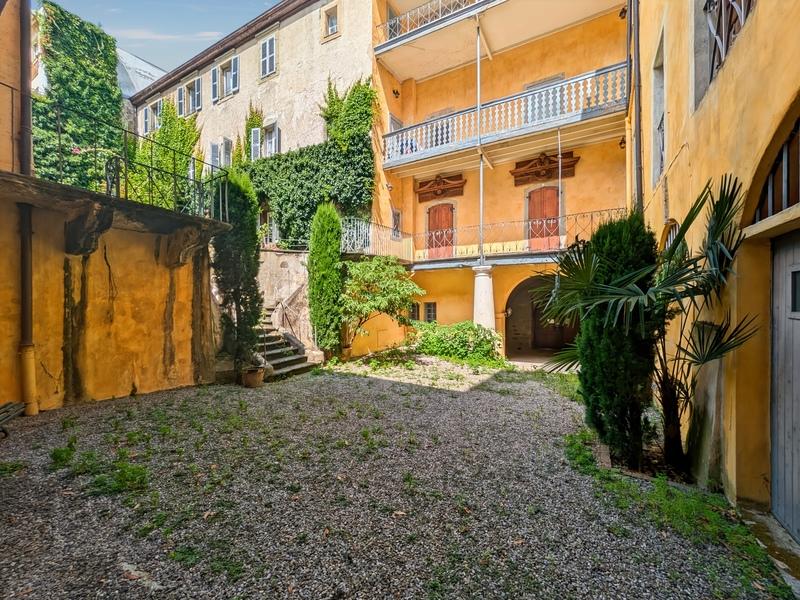 Appartement bourgeois - 54 m² - 2 pièces