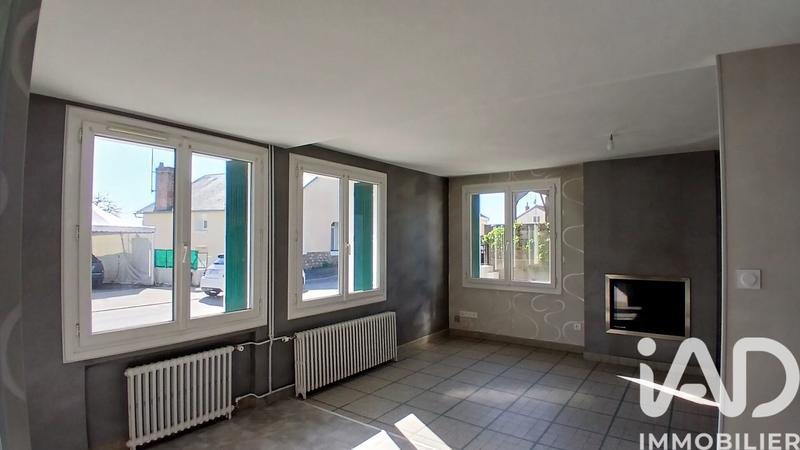 Maison - 143 m² - 8 pièces