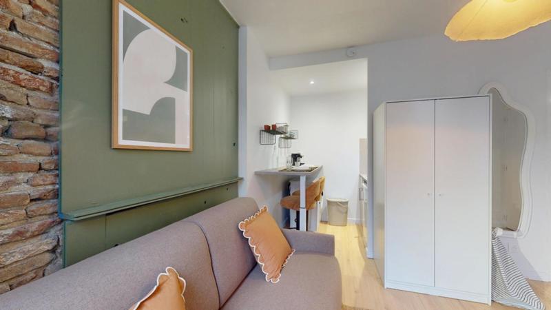 Studio - 15 m² - 2 pièces