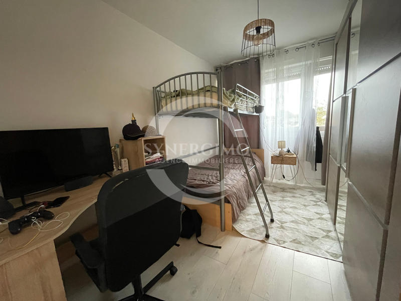 Appartement - 79 m² - 4 pièces