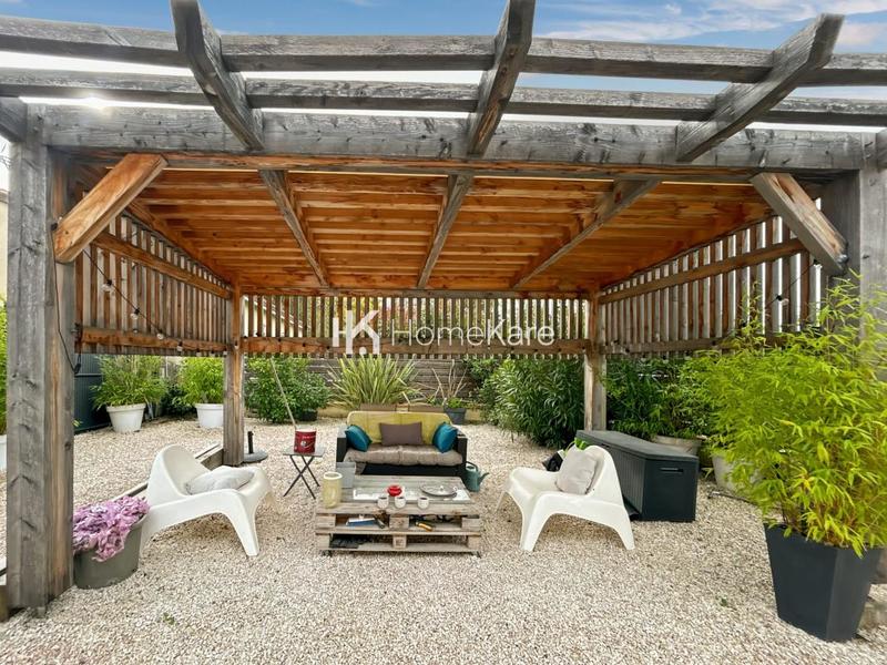 Maison - 100 m² - 4 pièces