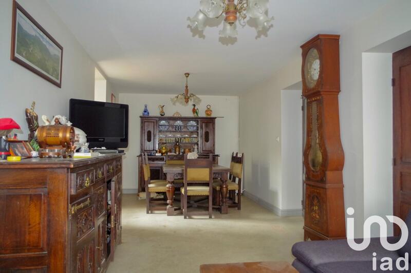 Maison - 197 m² - 8 pièces