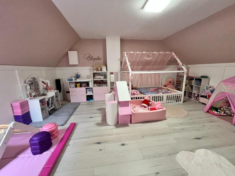 Maison - 195 m² - 5 pièces