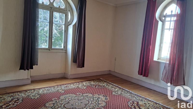 Maison - 186 m² - 7 pièces