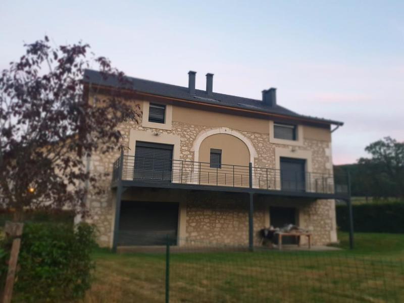 Appartement - 92 m² - 3 pièces