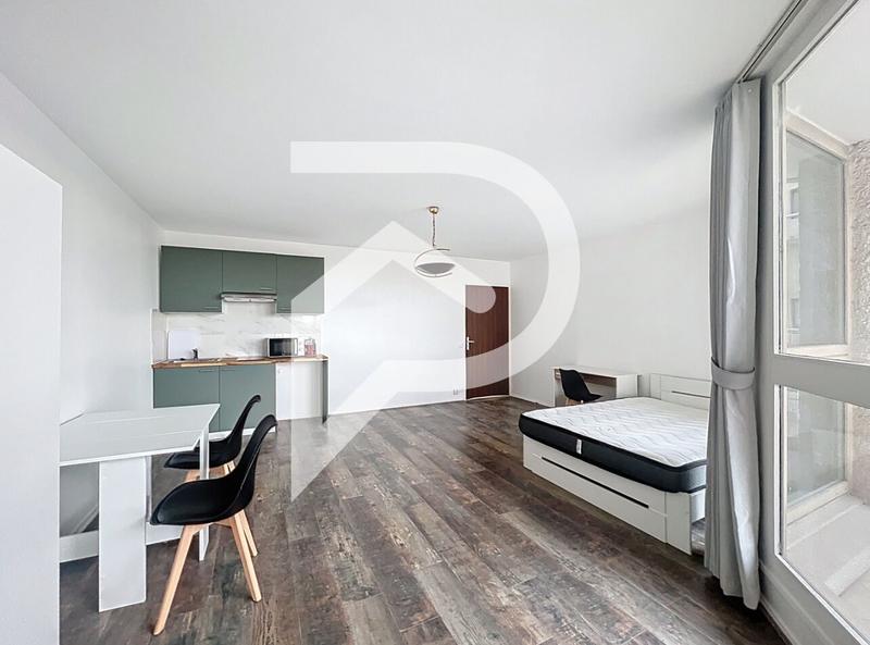 Appartement - 27 m² - 5 pièces