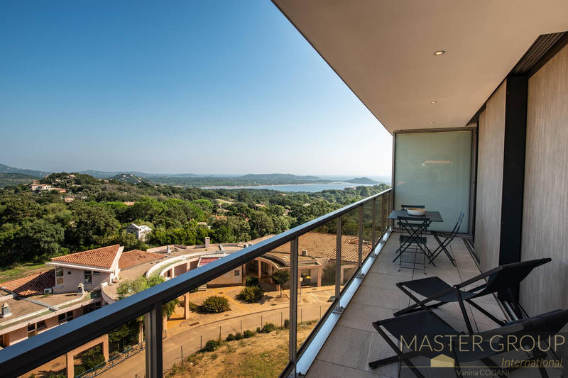 Appartement - 80 m² - 3 pièces