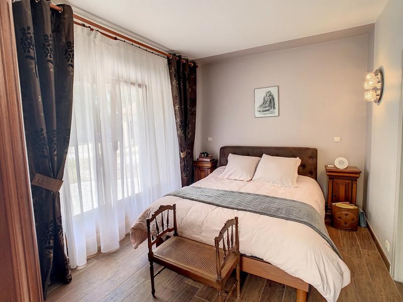 Maison - 200 m² - 6 pièces