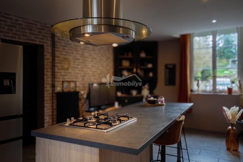 Maison - 179 m² - 5 pièces