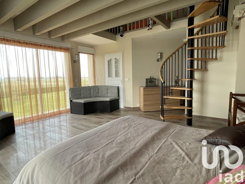 Maison de maîtres - 994 m² - 16 pièces