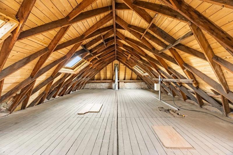 Maison - 200 m² - 7 pièces