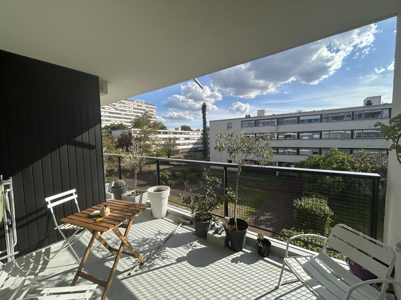 Appartement - 99 m² - 4 pièces