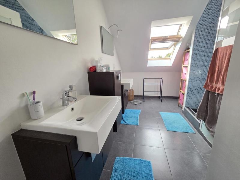 Pavillon - 199 m² - 8 pièces