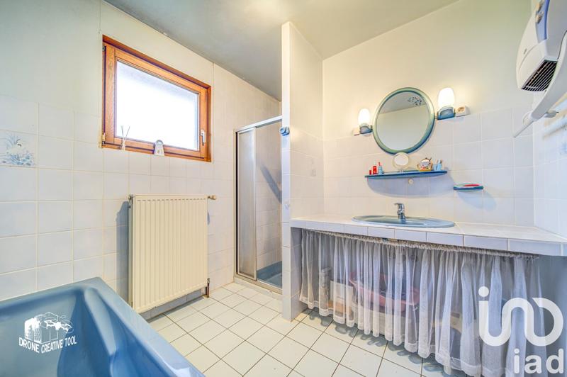 Maison - 96 m² - 5 pièces