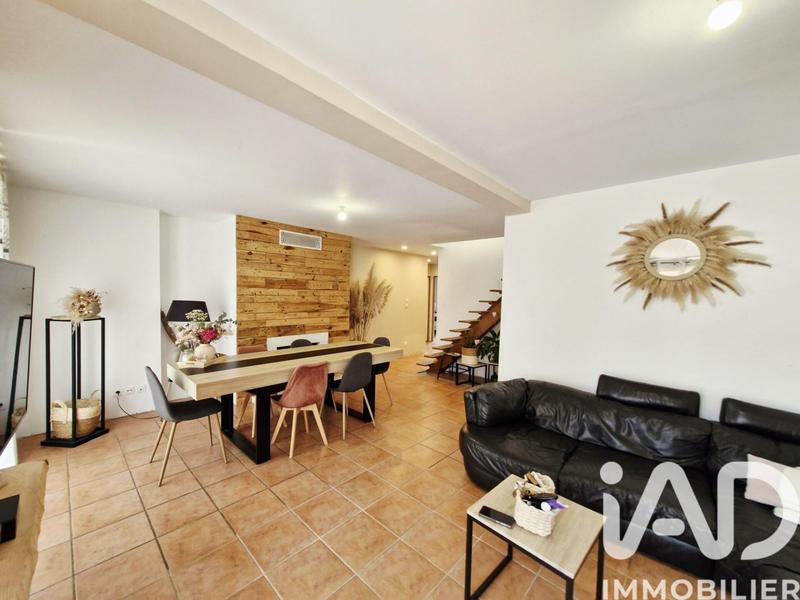 Maison - 88 m² - 4 pièces
