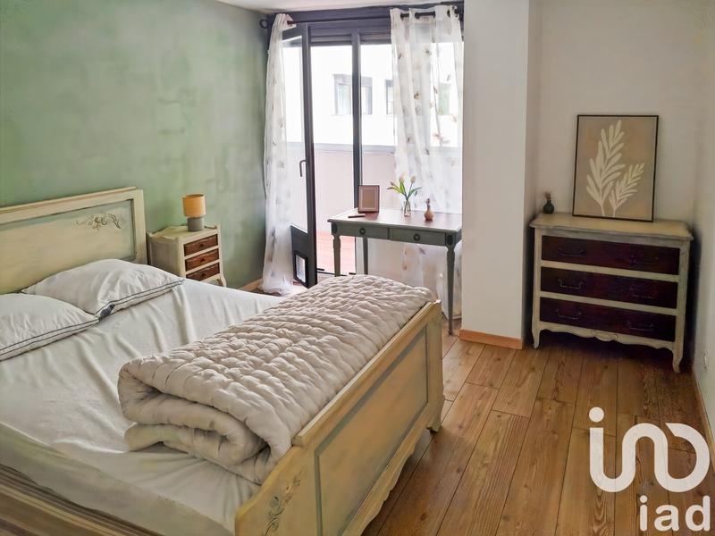 Appartement - 90 m² - 4 pièces