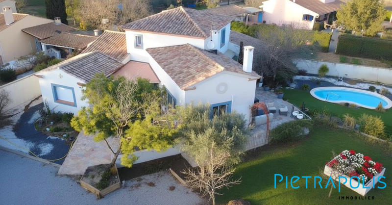 Villa - 144 m² - 6 pièces
