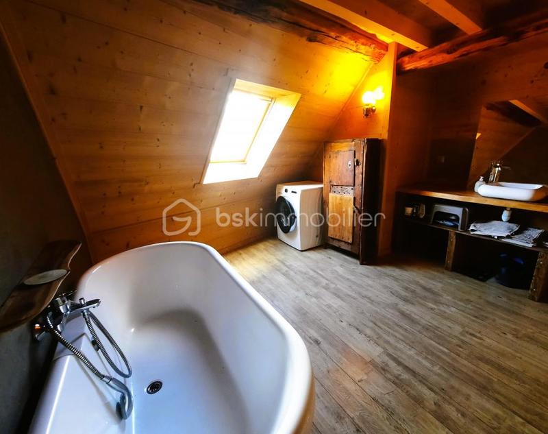 Loft - 78 m² - 5 pièces