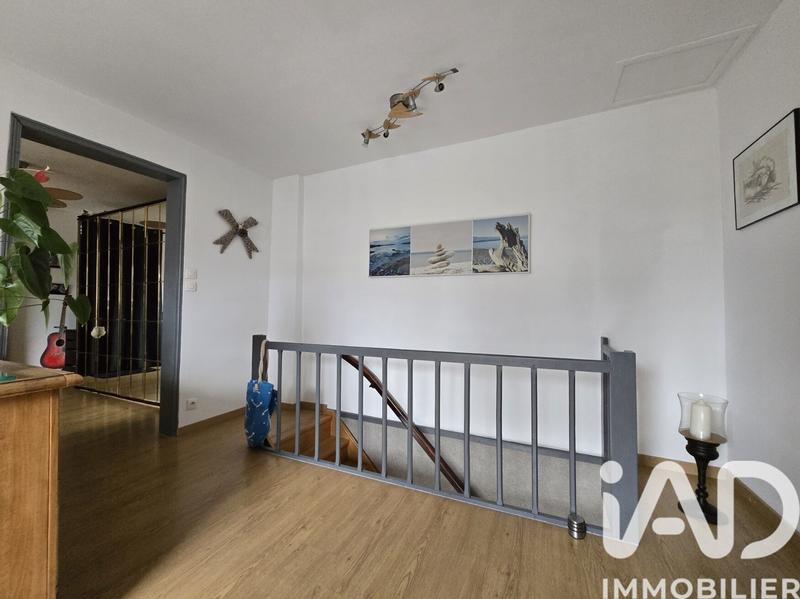 Maison - 177 m² - 6 pièces