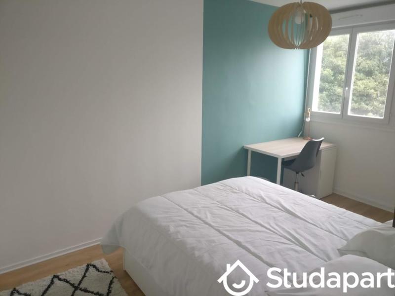 Chambre - 10 m² - 1 pièce