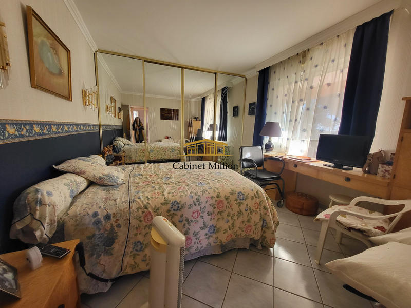 Maison - 188 m² - 6 pièces