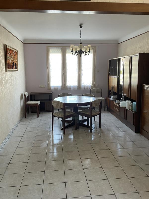 Maison - 95 m² - 6 pièces