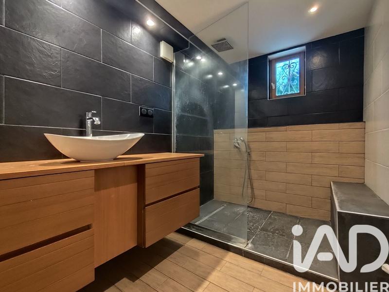 Maison - 122 m² - 5 pièces