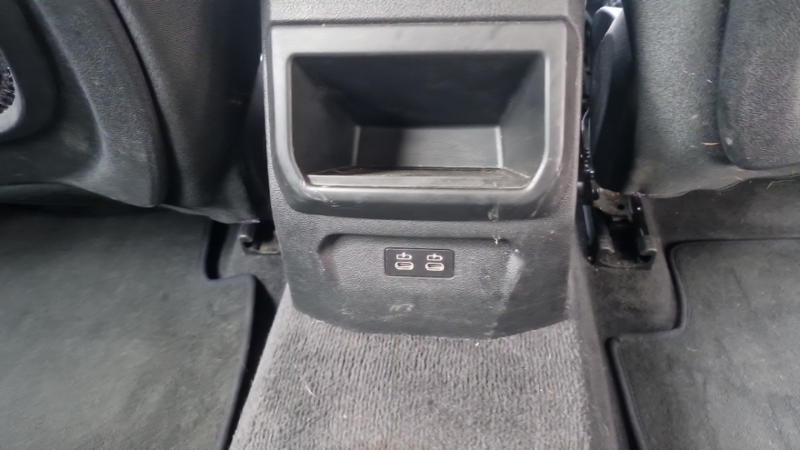 Bmw Série 1 F40 116i 109 Ch Dkg7 Business Design