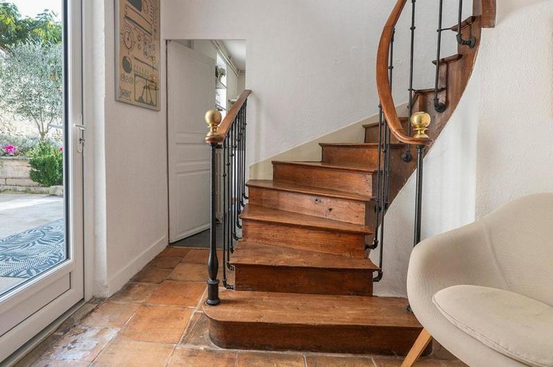 Maison - 219 m² - 5 pièces