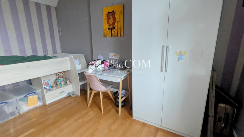 Propriété - 230 m² - 7 pièces