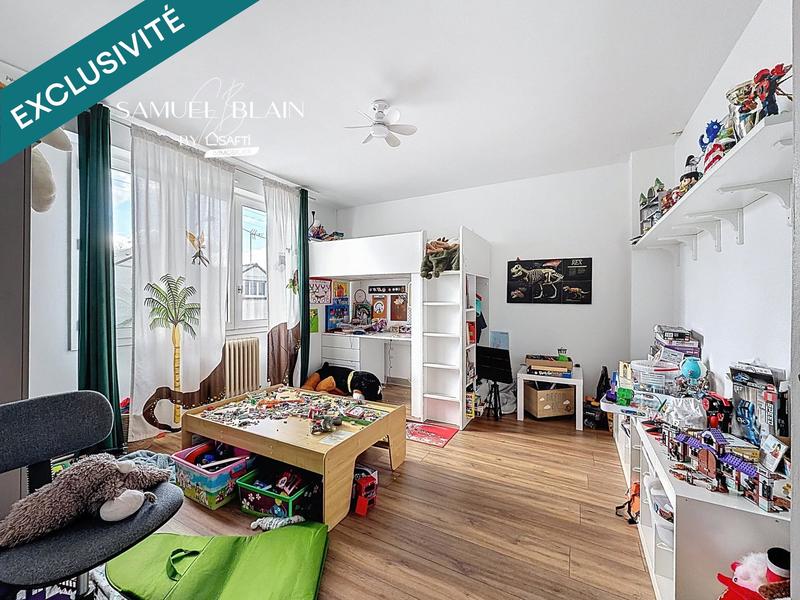 Maison - 386 m² - 10 pièces