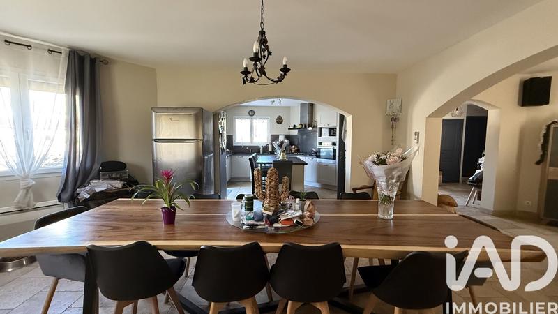 Maison - 140 m² - 5 pièces