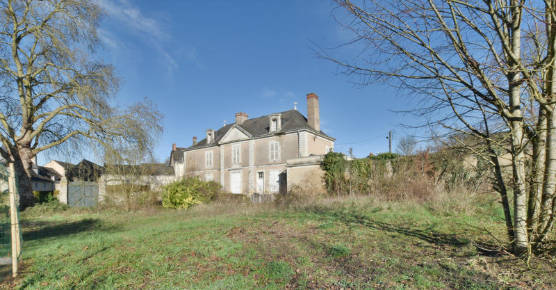 Maison - 234 m² - 10 pièces