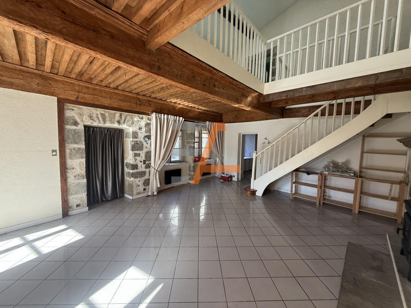 Duplex - 137 m² - 6 pièces