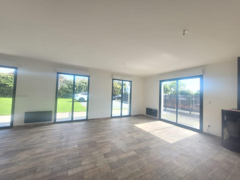 Maison - 261 m² - 6 pièces