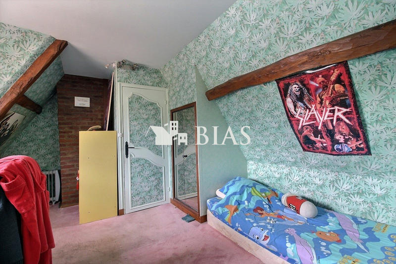 Maison - 360 m² - 6 pièces