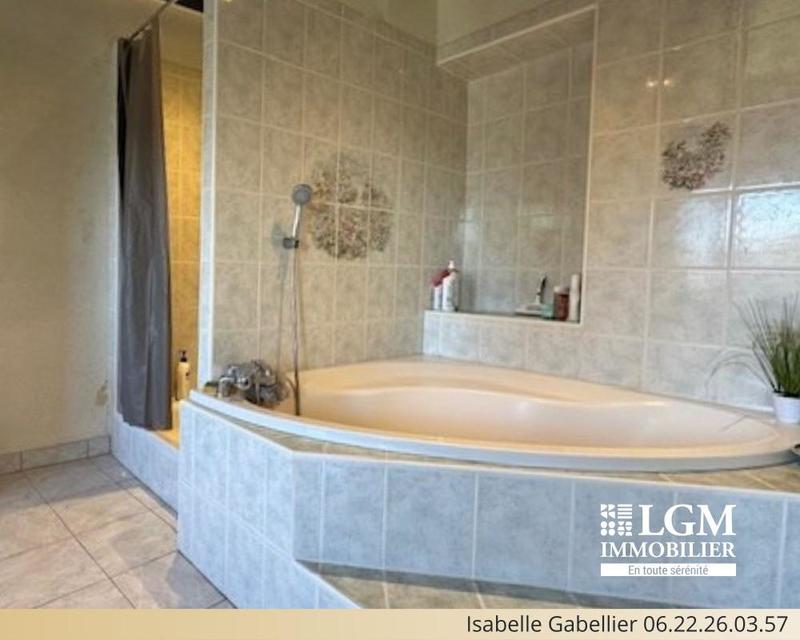 Maison - 138 m² - 4 pièces