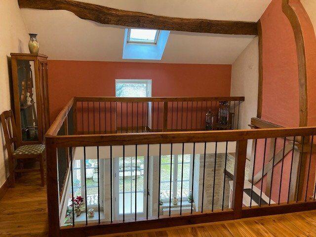 Maison - 284 m² - 12 pièces