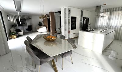 Villa - 210 m² - 8 pièces