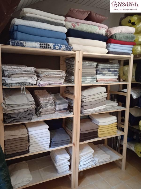 Propriété - 280 m² - 11 pièces