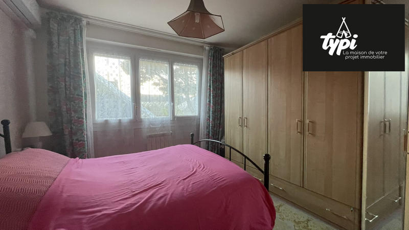 Maison - 230 m² - 10 pièces