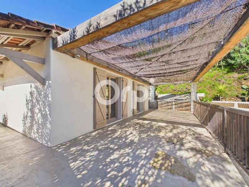 Villa - 150 m² - 4 pièces