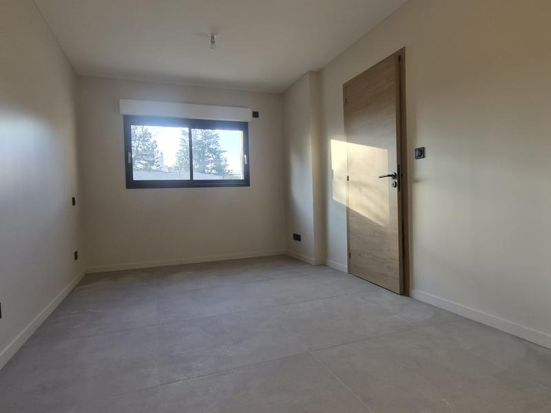 Appartement - 102 m² - 4 pièces