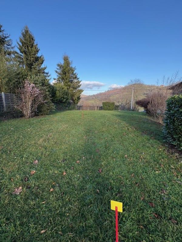 Terrain constructible - 758 m²