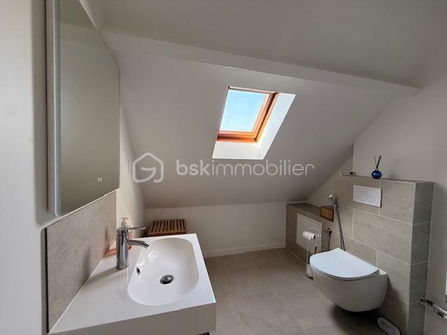 Maison - 110 m² - 6 pièces