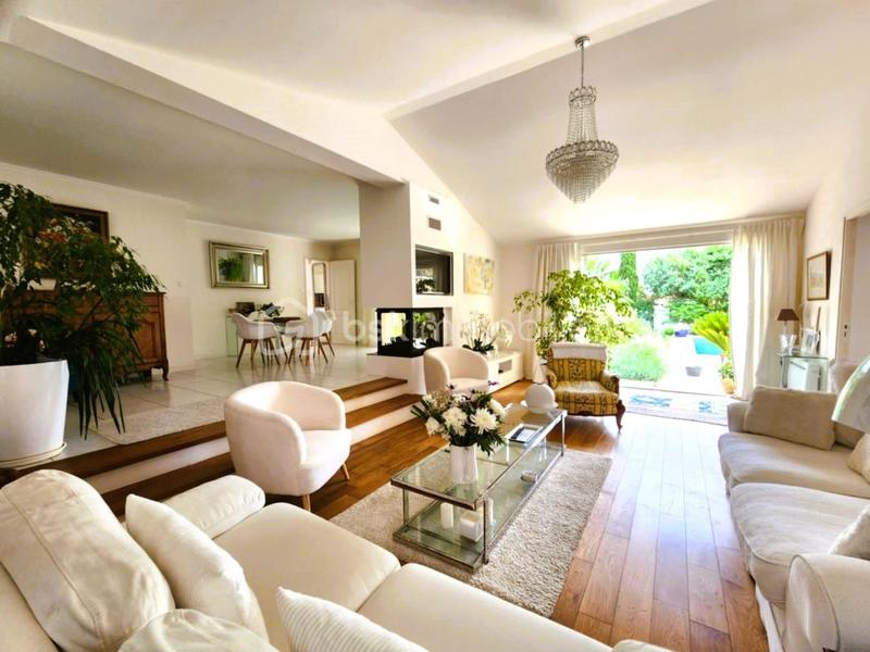 Villa - 160 m² - 5 pièces