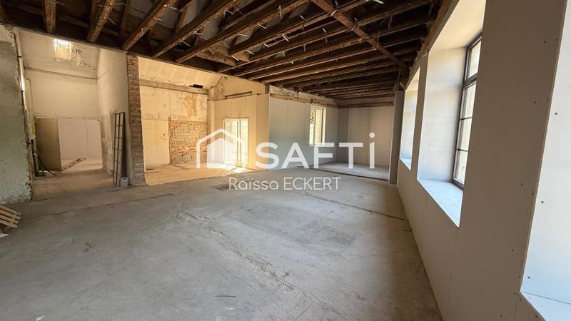 Local commercial - 220 m² - 3 pièces